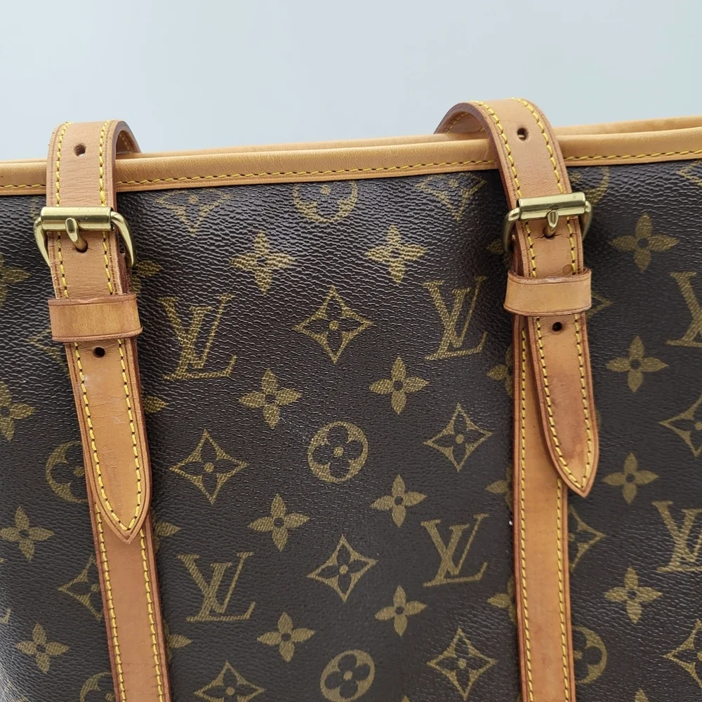 Louis Vuitton Monogram GM Bucket Shoulder Bag, Authentic..!!